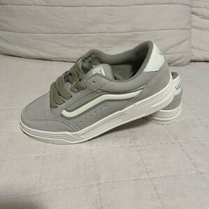 New Vans unisex shoes tan/light olive green